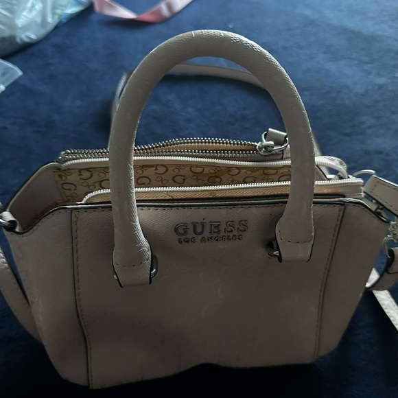 GUESS bag - Picture 2 of 4
